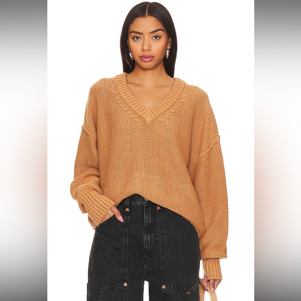 Free People Alli V-Neck Sweater in Camel size Medium